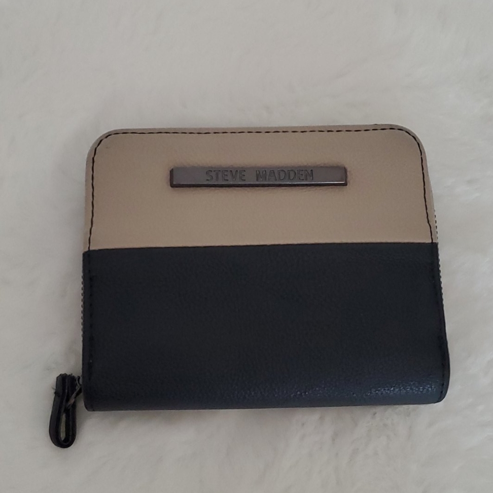 STEVE MADDEN Women's wallet